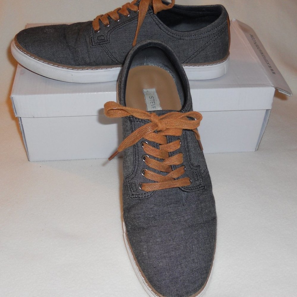 Steve Madden 9.5 Black Denim Sneakers Brown Laces / Trim P. Gordie